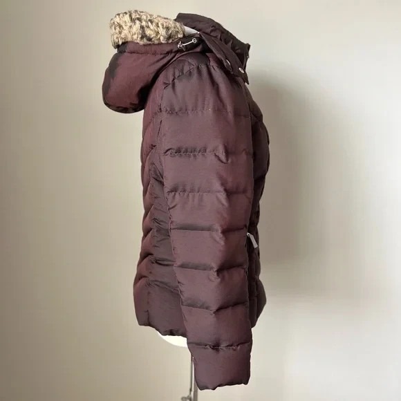 Eddie Bauer Women's 650 Fill‎ Goose Down Puffer Jacket Burgundy Zip Size Large - Picture 10 of 16